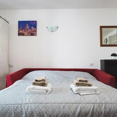 Historic Center Functional Studio With Terrace * Parma