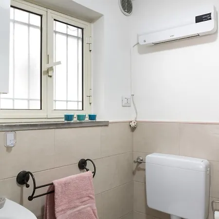 Historic Center Functional Studio With Terrace